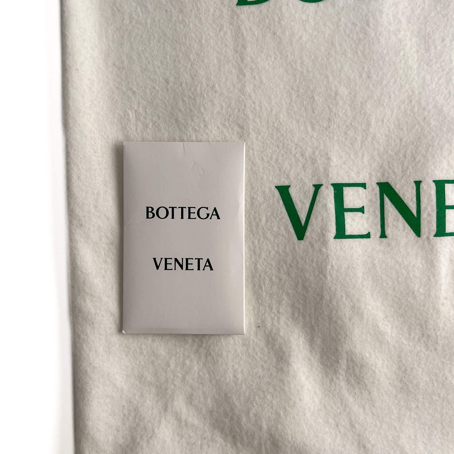 Second hand Bottega Veneta Pouch Small Intrecciato Leather Pouch Clutch White - Tabita Bags