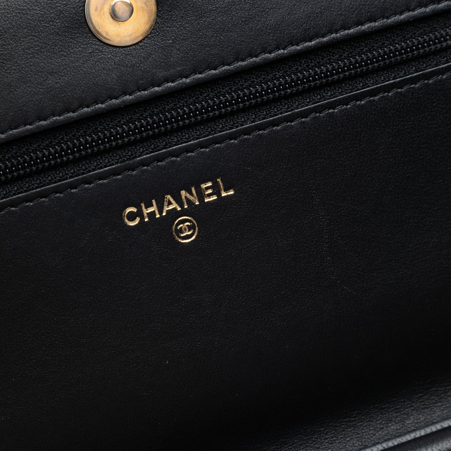 Second hand Chanel Boy Lambskin Leather Chevron Wallet on Chain Crossbody Black - Tabita Bags