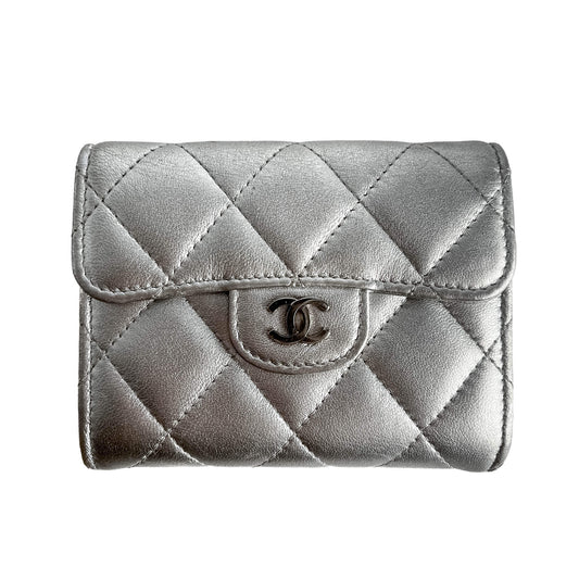 Second hand Chanel Classic Single Flap Small Matelassè Lambskin Leather Folding Wallet Metallic - Tabita Bags