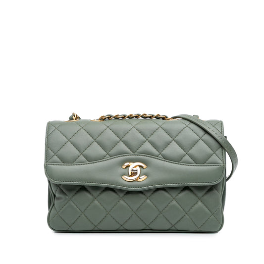 Second hand Chanel Daily Companion Medium Quilted Lambskin Leather Flap Shoulder Bag Green - Tabita Bags