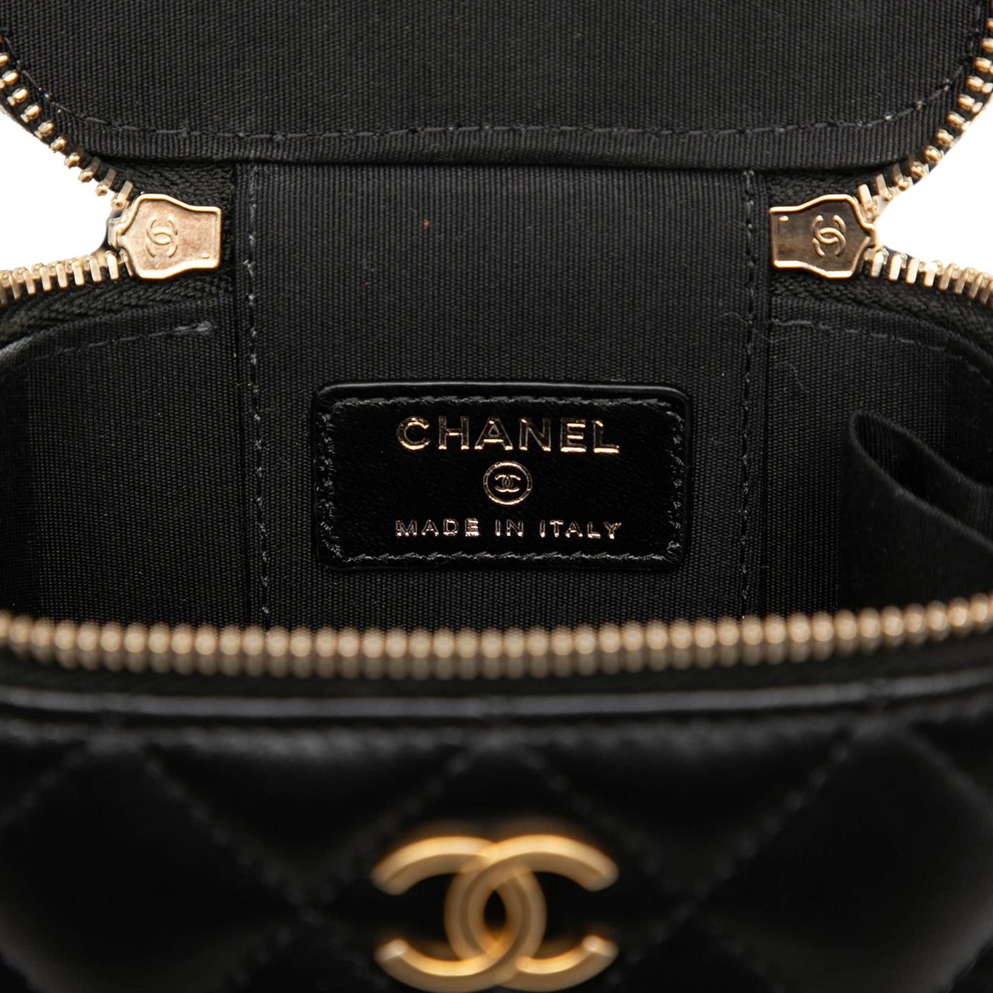 Second hand Chanel Vanity Case Mini Lambskin Leather Quilted Top-handle Handbag Black - Tabita Bags