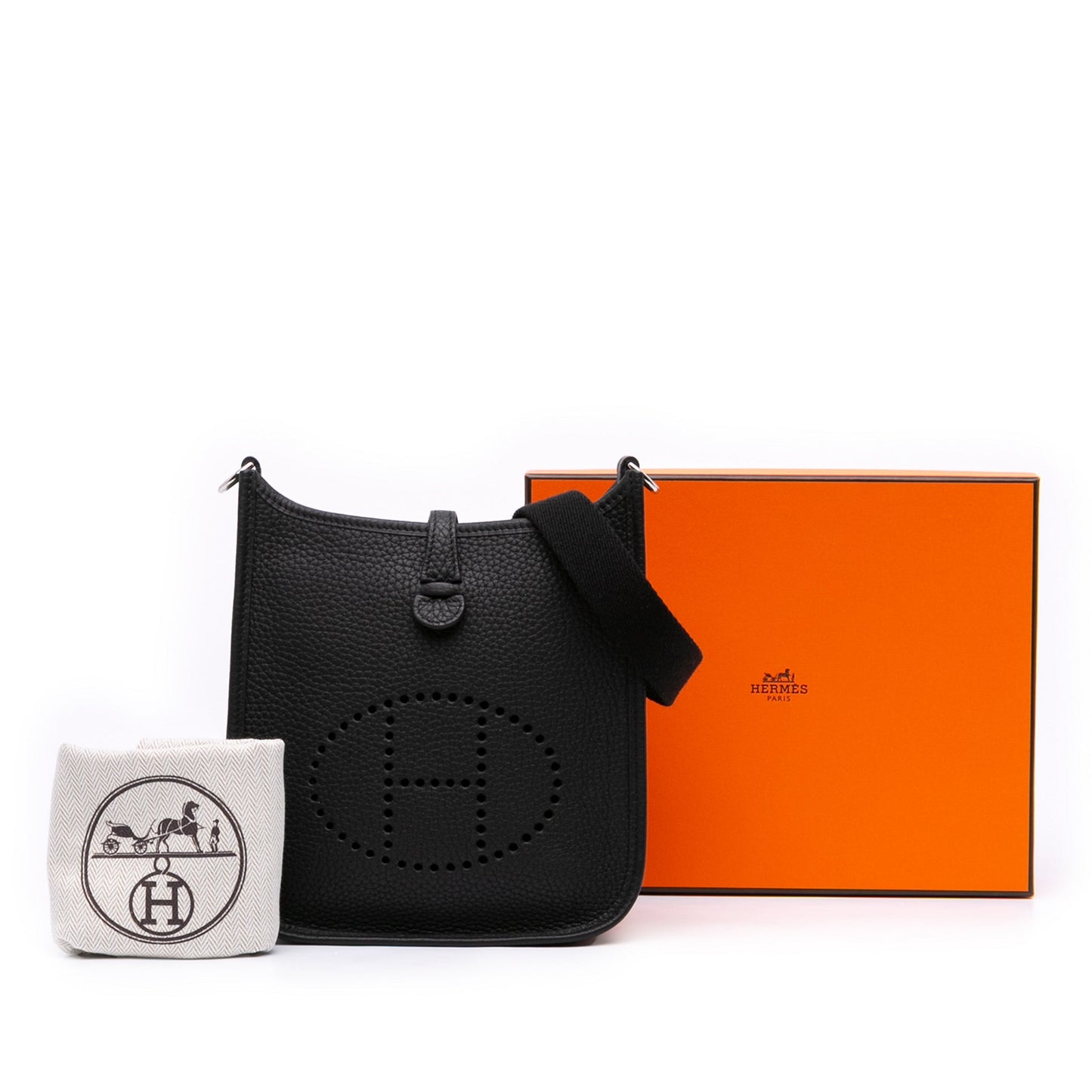 Second hand Hermes Evelyne 16 TPM Taurillon Clemence Leather Amazone Hobo Crossbody Noir - Tabita Bags