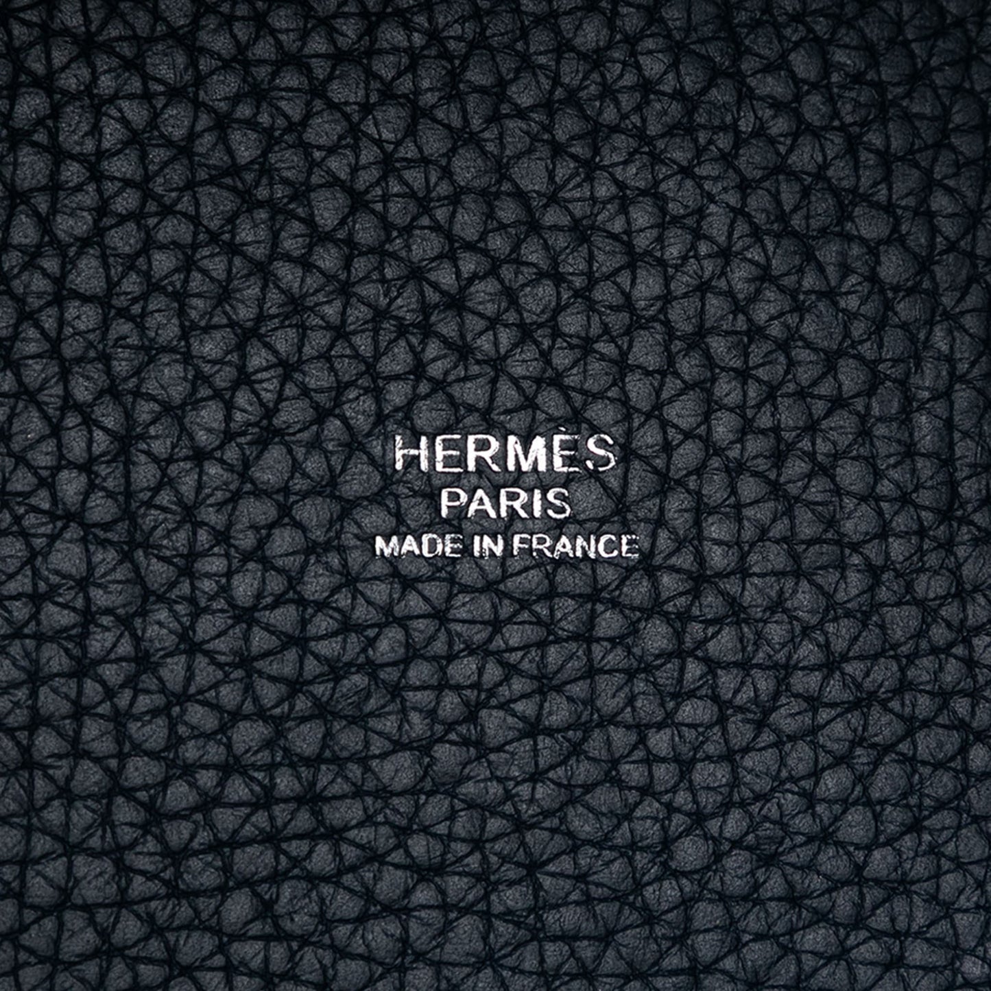 Second hand Hermes Picotin 22 Leather Lock Bucket Handbag Bleu Nuit - Tabita Bags