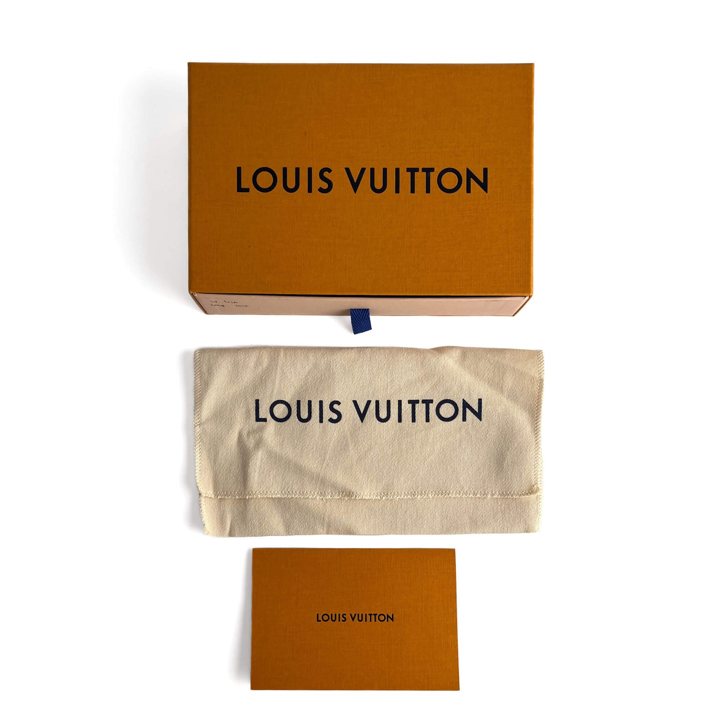 Second hand Louis Vuitton Lisa Calfskin Grained Leather Empreinte Folding Wallet Pink - Tabita Bags