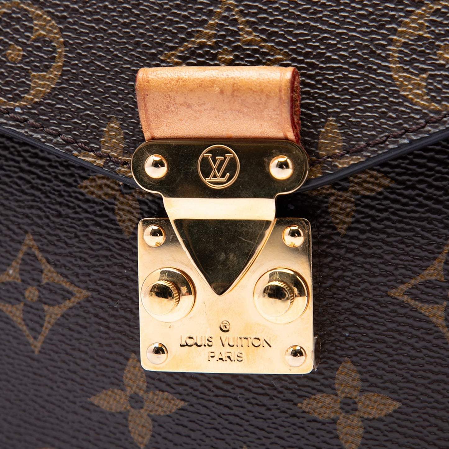 Second hand Louis Vuitton Pochette Metis Canvas Flap Crossbody Monogram - Tabita Bags