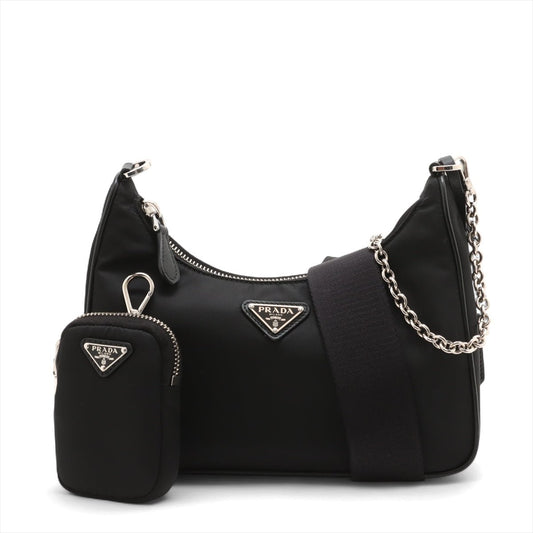 Second hand Prada Re-Edition 2005 Econyl Nylon Pouch Crossbody Black - Tabita Bags