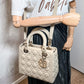 Lady Dior Medium Cannage Leder Beige Tasche