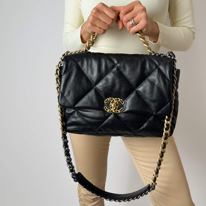 CHANEL 19 Grand Sac à Main en Cuir d'Agneau Matelassé 2-Ways Noir 