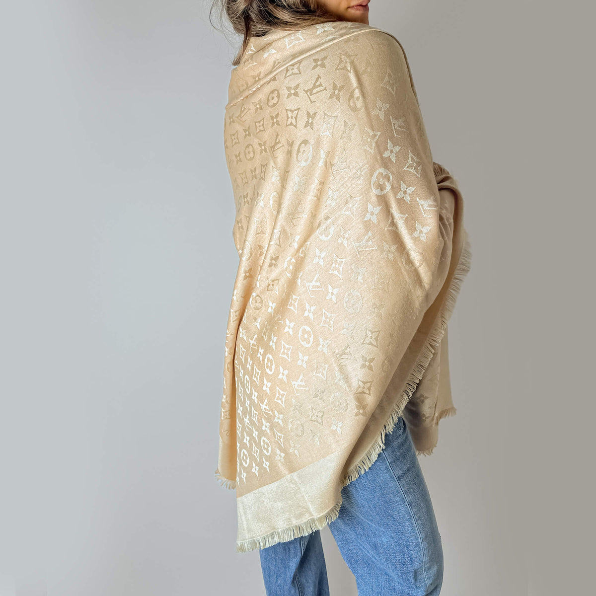 Foulard Classico in Lana e Seta Beige 