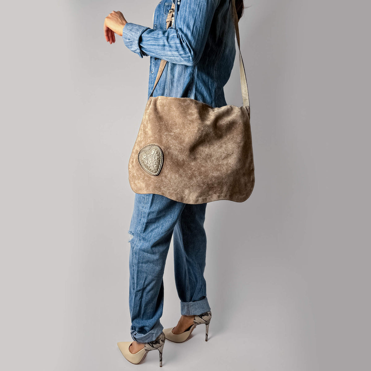 Sac à bandoulière en suède Tribeca beige 