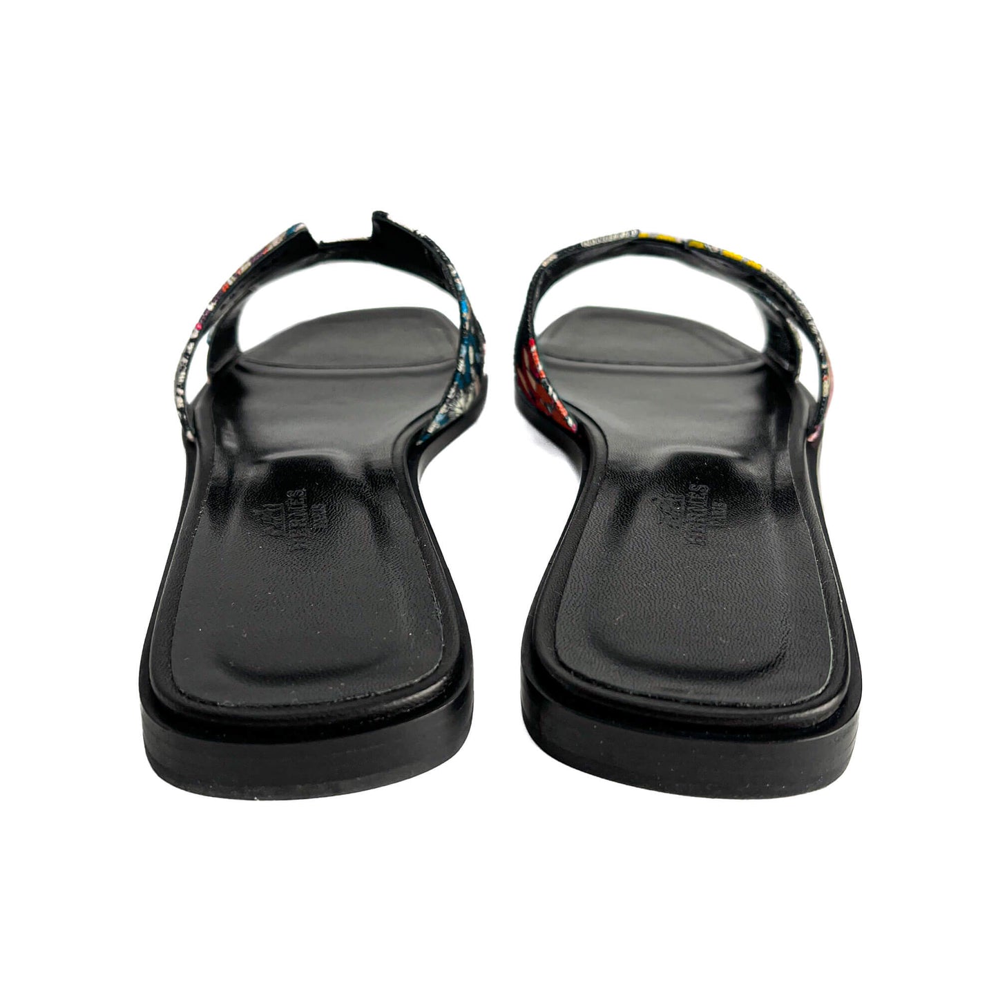 Sandali piatti Oasis 4 in Canvas Black 