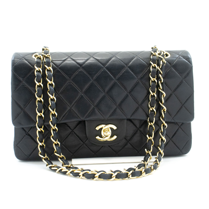 Vintage Classic Double Flap Medium Lambskin Leather Matelassè Shoulder Bag Black