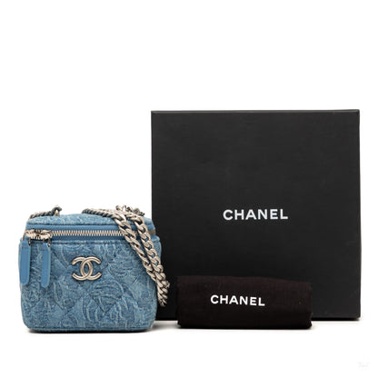 322606107 Chanel Mini Quilted Denim Camellia Sweetheart Vanity Case With Chain Blue 8