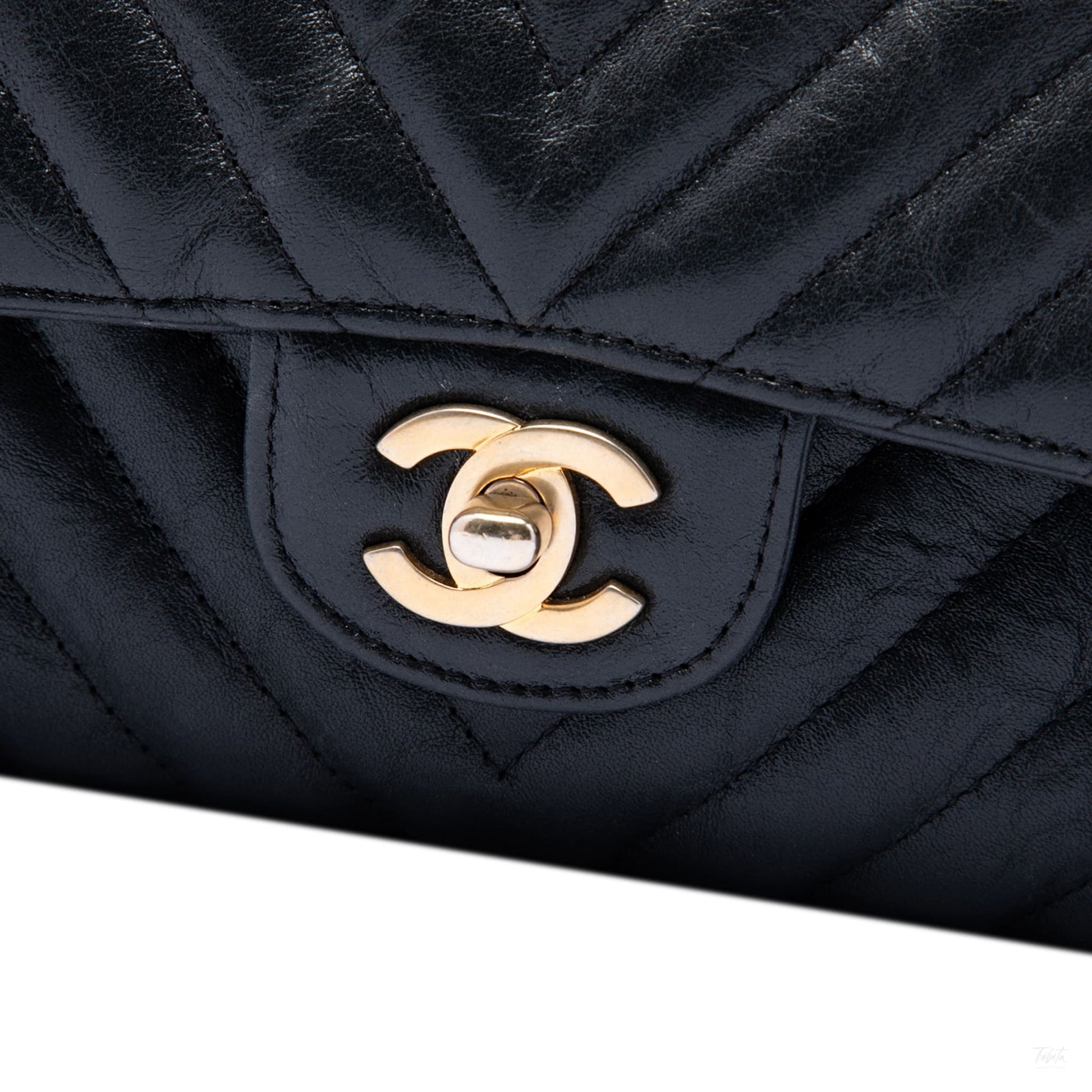 322608024 Classic Double Flap Medium Crumpled Calfskin Leather Chevron Shoulder Bag Black 5