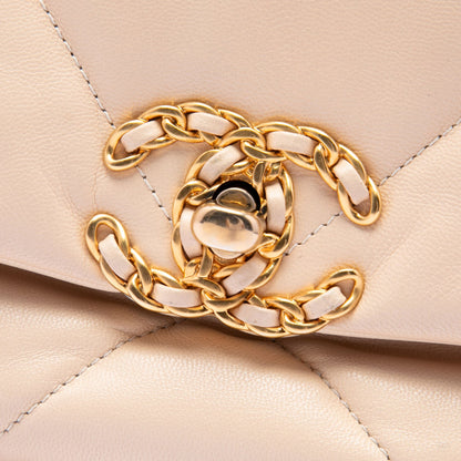 322609005 CHANEL 19 Medium Lambskin Leather Matelassè Flap Handbag Brown 5