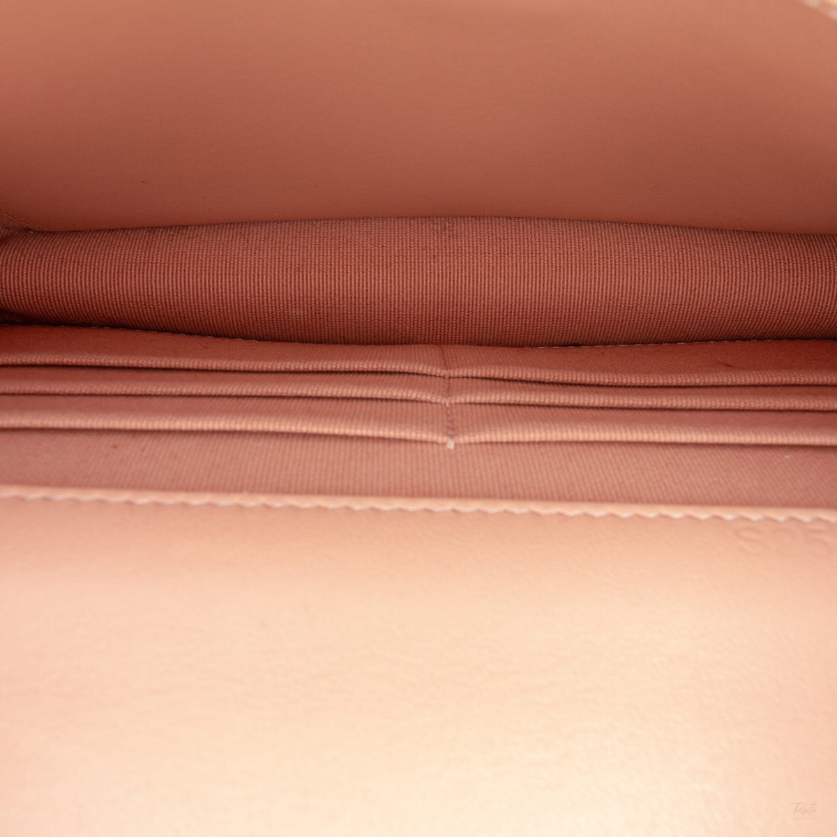 322609052 CHANEL 19 Lambskin Leather Matelassè Wallet on Chain Handbag Pink 4