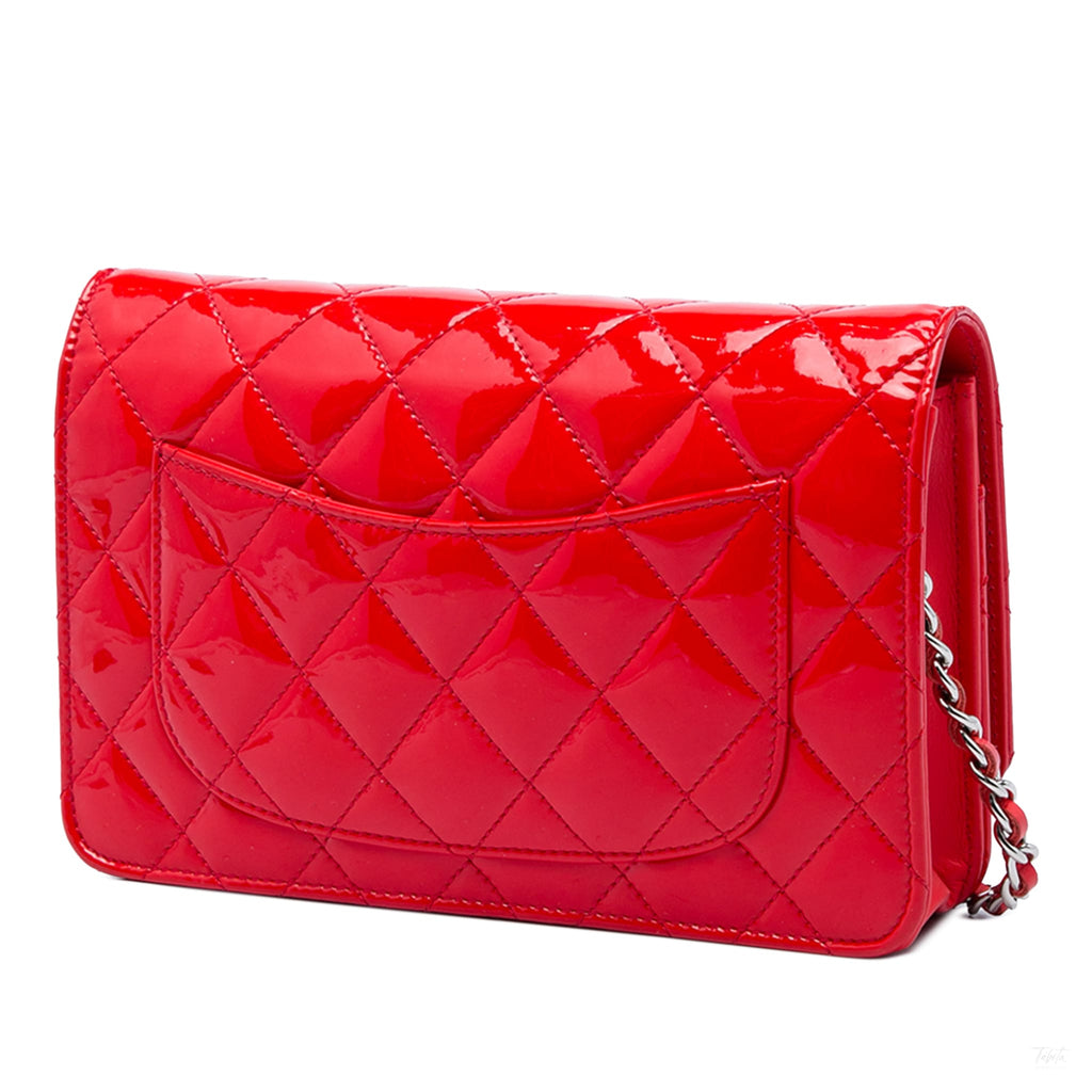 322609080 WOC Patent Leather Quilted Flap Crossbody Red 2