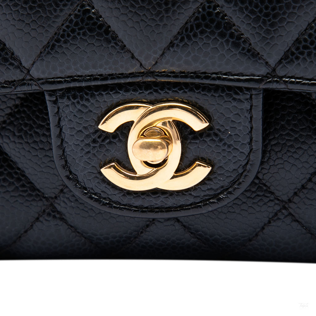 322610011 Classic Double Flap Medium Caviar Leather Matelassè Shoulder Bag Black 5