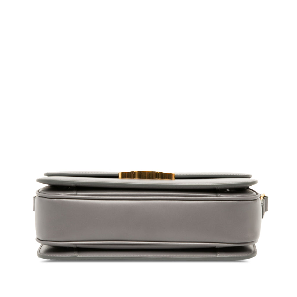 Triomphe Classique Shiny Calfskin Leather Flap Crossbody Grey