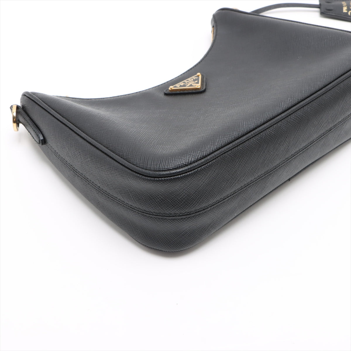 Re-Edition 2005 Leather Pouch Crossbody Black 