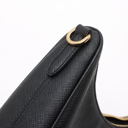 Re-Edition 2005 Leather Pouch Crossbody Black 