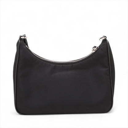 Re-Edition 2005 Econyl Nylon Pouch Crossbody Black