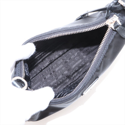 Re-Edition 2005 Econyl Nylon Pouch Crossbody Black