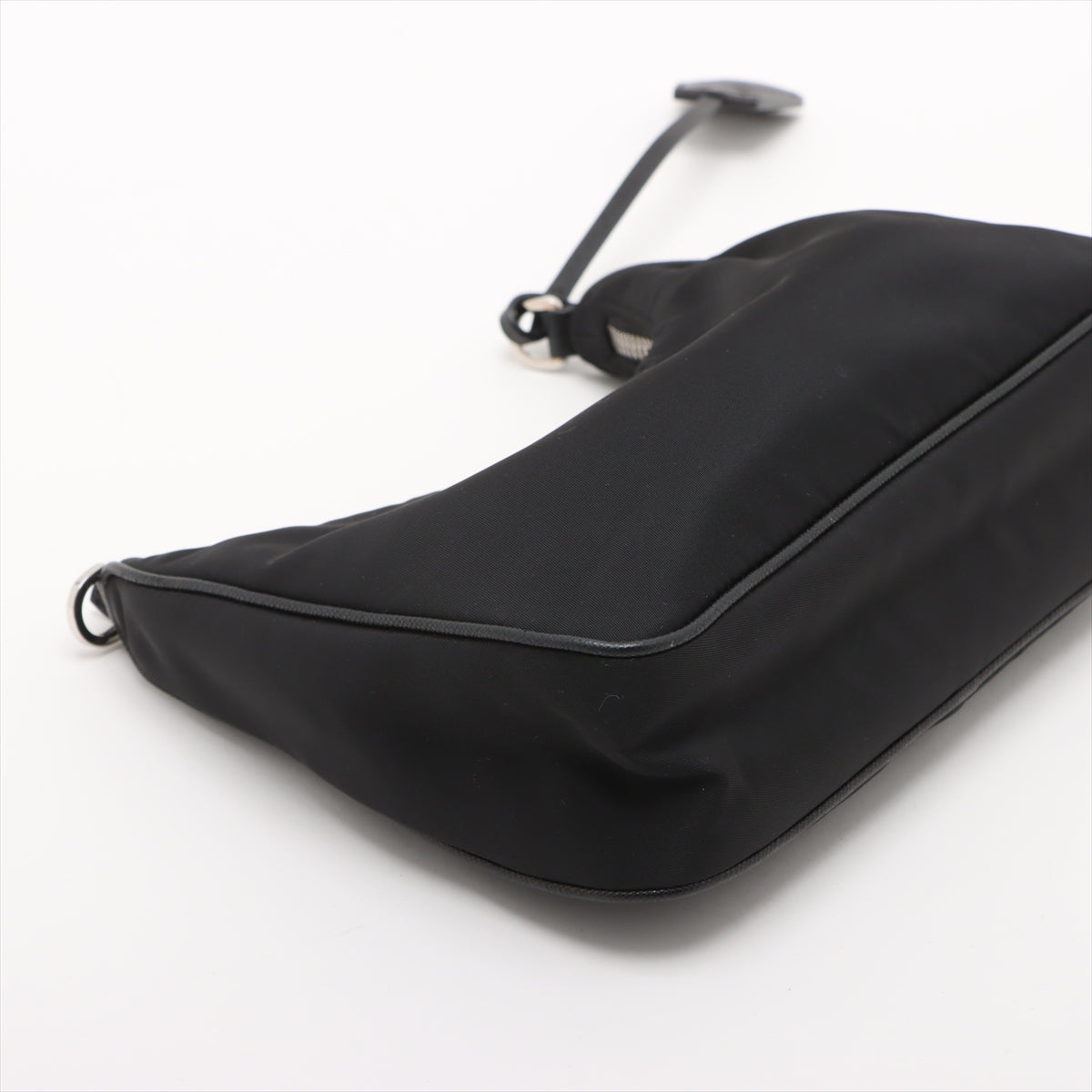 Re-Edition 2005 Econyl Nylon Pouch Crossbody Black
