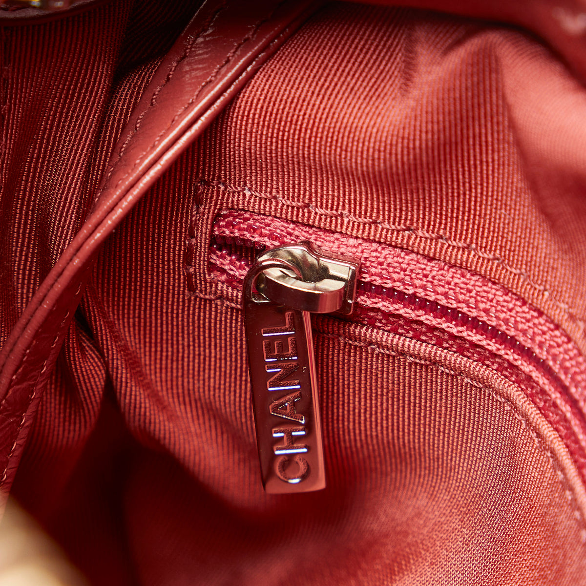 Gabrielle Small Chevron in pelle di agnello Borsa a spalla Arancione 