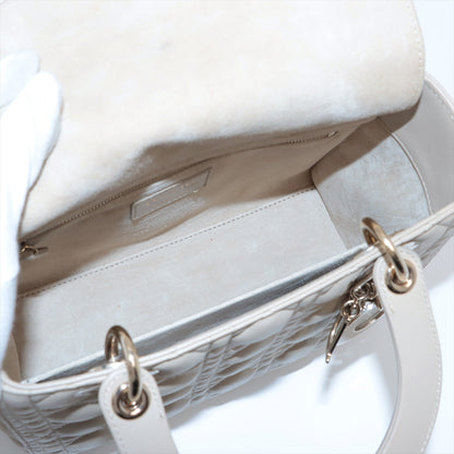 Borsa Lady Dior media in pelle Cannage beige