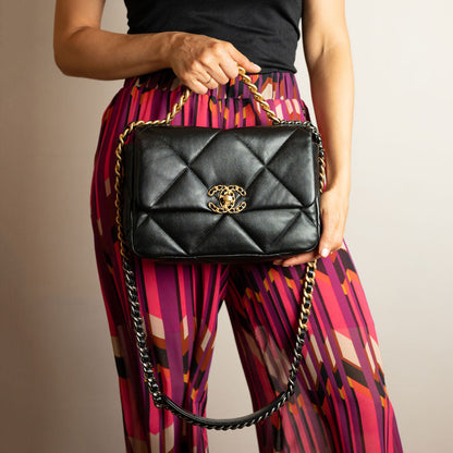 CHANEL 19 Medium Lambskin Leather Matelassè Flap Handbag Black