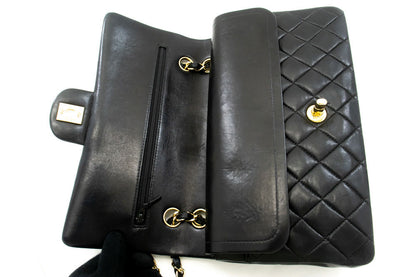 Vintage Classic Double Flap Medium Lambskin Leather Matelassè Shoulder Bag Black