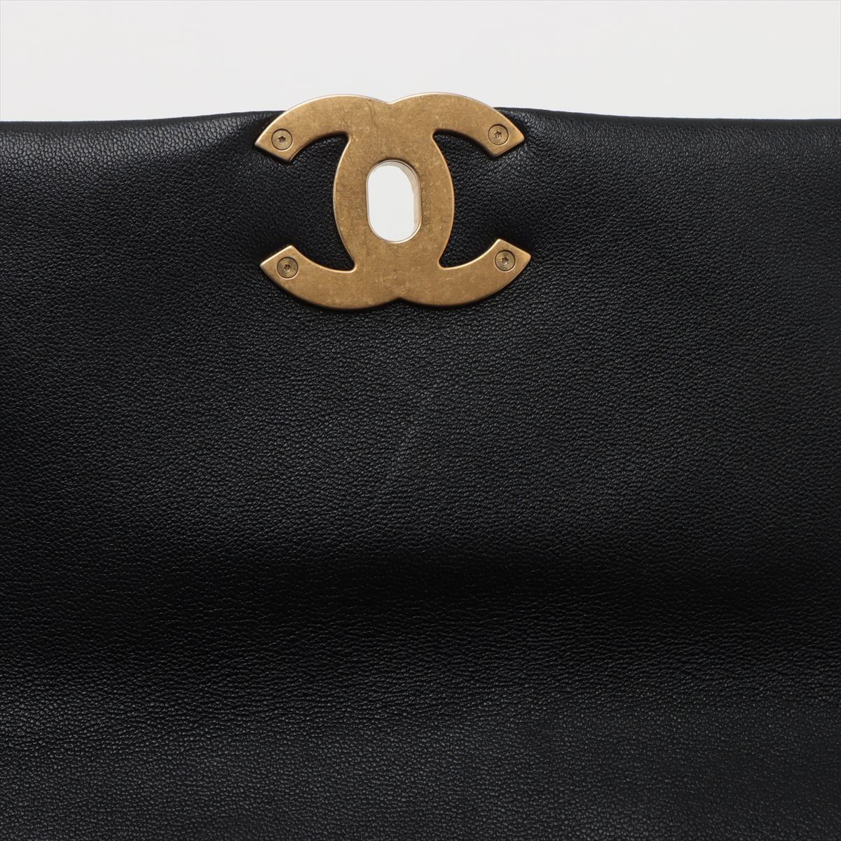CHANEL 19 Medium Lambskin Leather Matelassè Flap Handbag Black