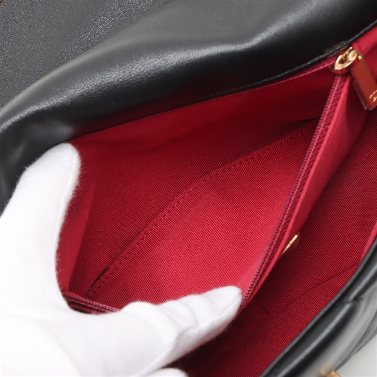 CHANEL 19 Medium Lambskin Leather Matelassè Flap Handbag Black