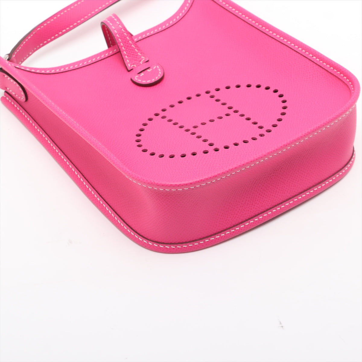 Evelyne 16 TPM Epsom Leather Hobo Crossbody Rose Tyrien