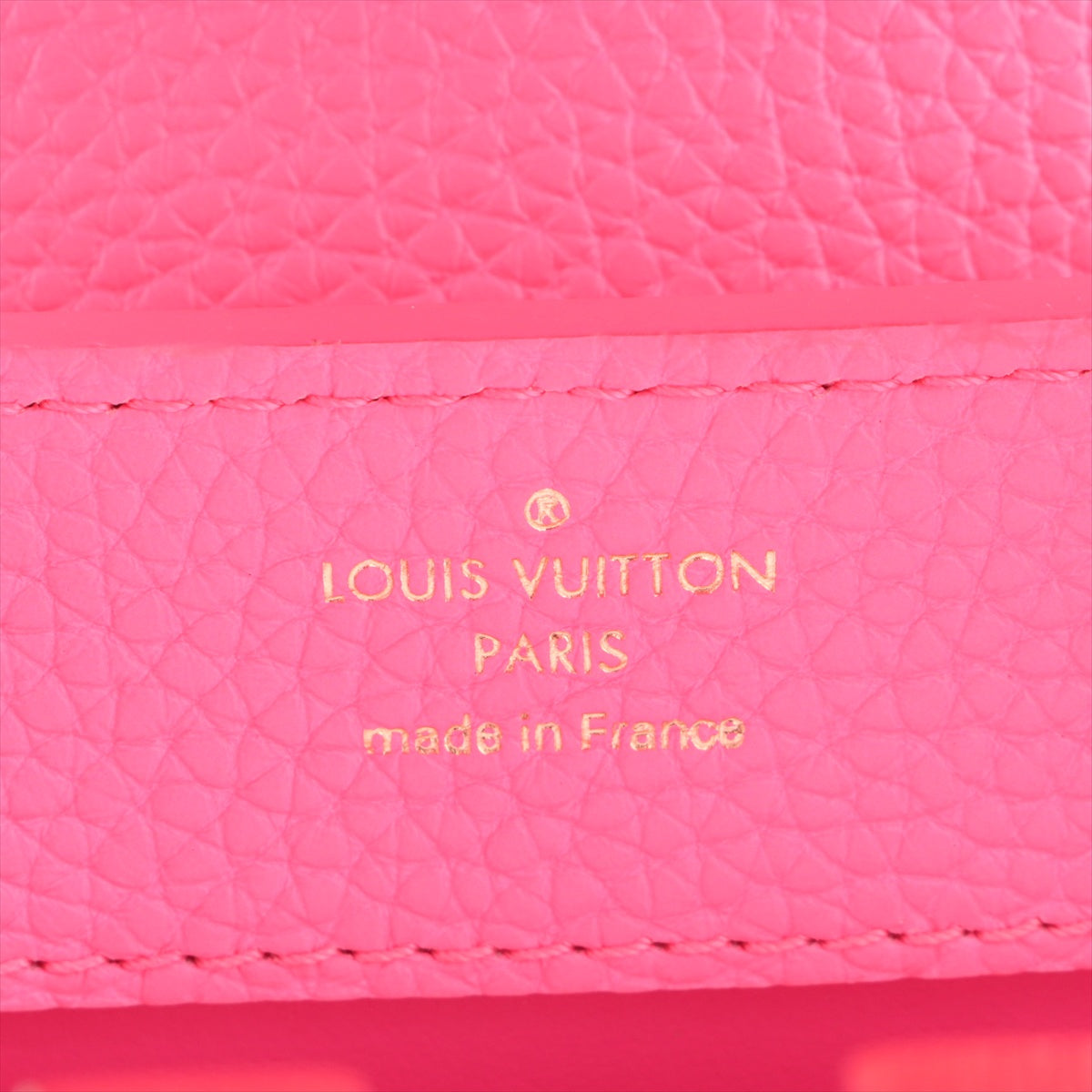 Capucines Mini Taurillon Leather Handbag Pink