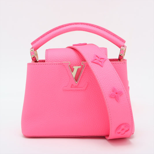 Capucines Mini Taurillon Leather Handbag Pink