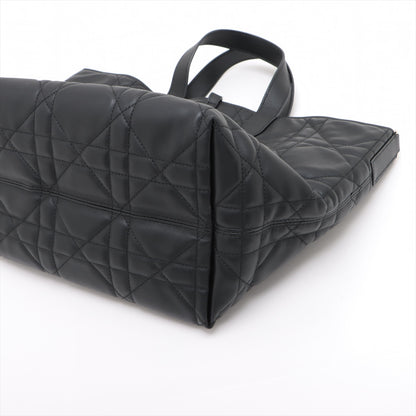 Toujours Large Calfskin Leather Lucky Star Macrocannage 2-Way Handtasche Schwarz 