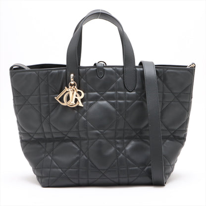 Toujours Large Calfskin Leather Lucky Star Macrocannage 2-Way Handtasche Schwarz 