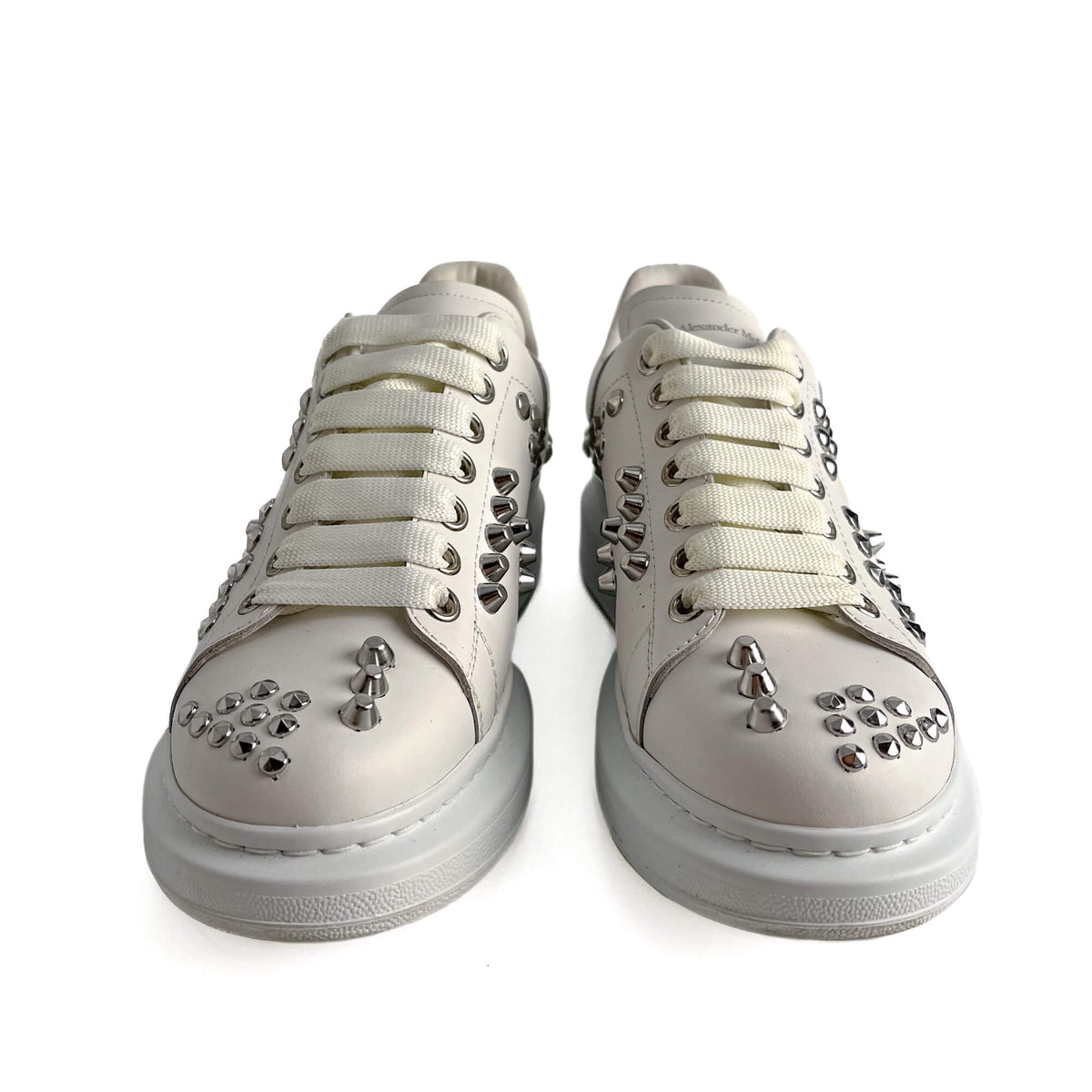 Second hand Alexander Mcqueen Top Low Studed Leather Sneakers 40 White - Tabita Bags