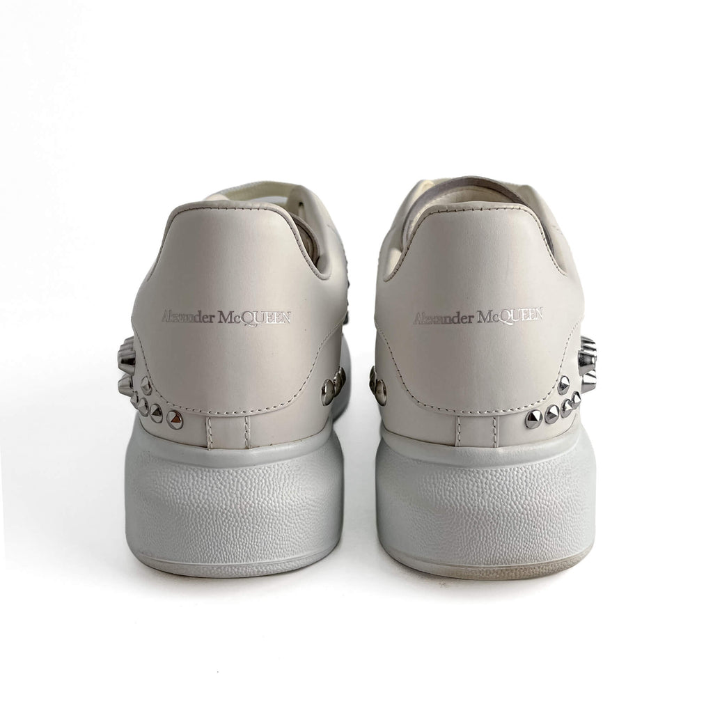 Second hand Alexander Mcqueen Top Low Studed Leather Sneakers 40 White - Tabita Bags
