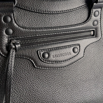 Second hand Balenciaga Neo Classic City Large Leather Tote Handbag Black - Tabita Bags