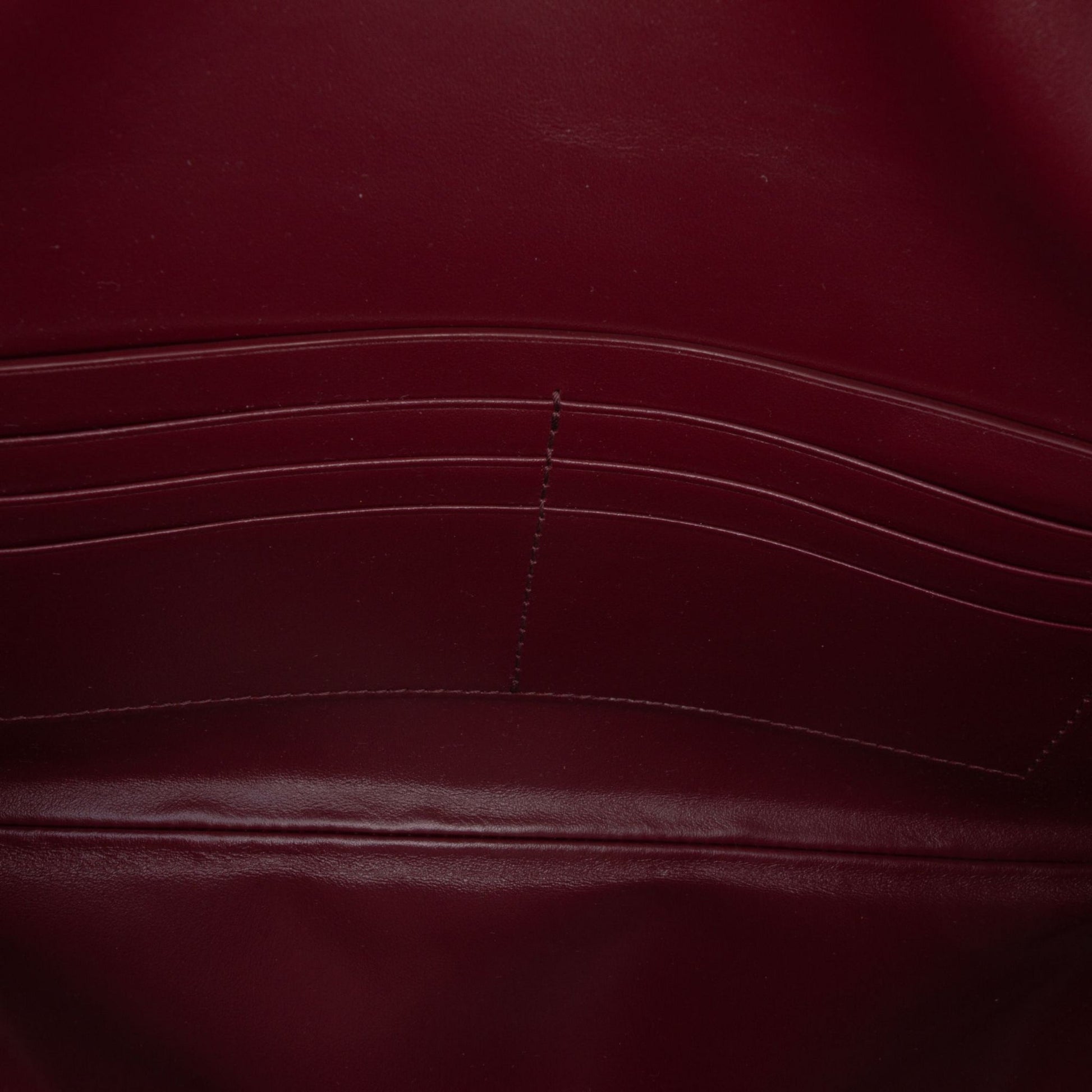 Second hand Bottega Veneta Andiamo Lambskin Leather Intrecciato Clutch Red - Tabita Bags