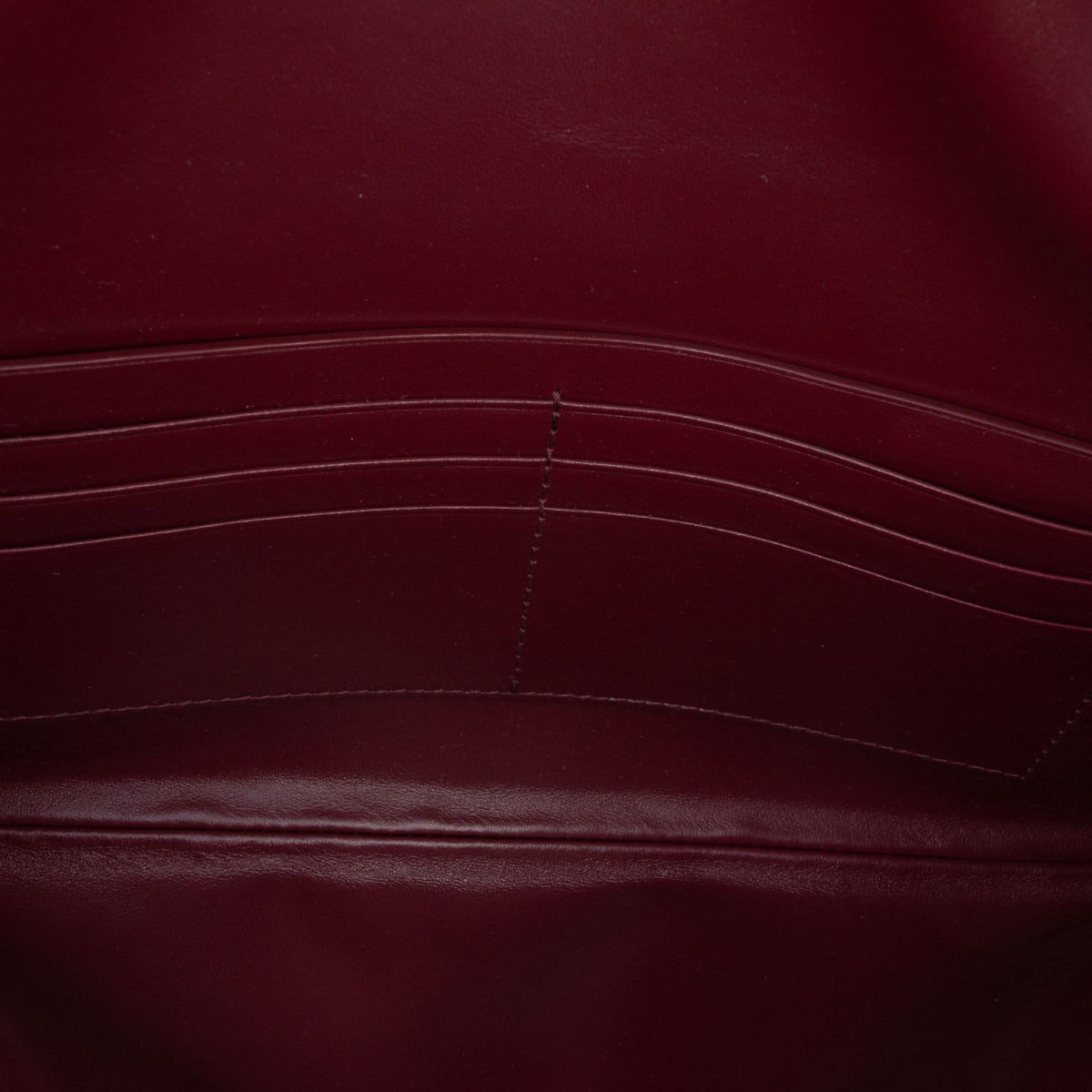 Second hand Bottega Veneta Andiamo Lambskin Leather Intrecciato Clutch Red - Tabita Bags