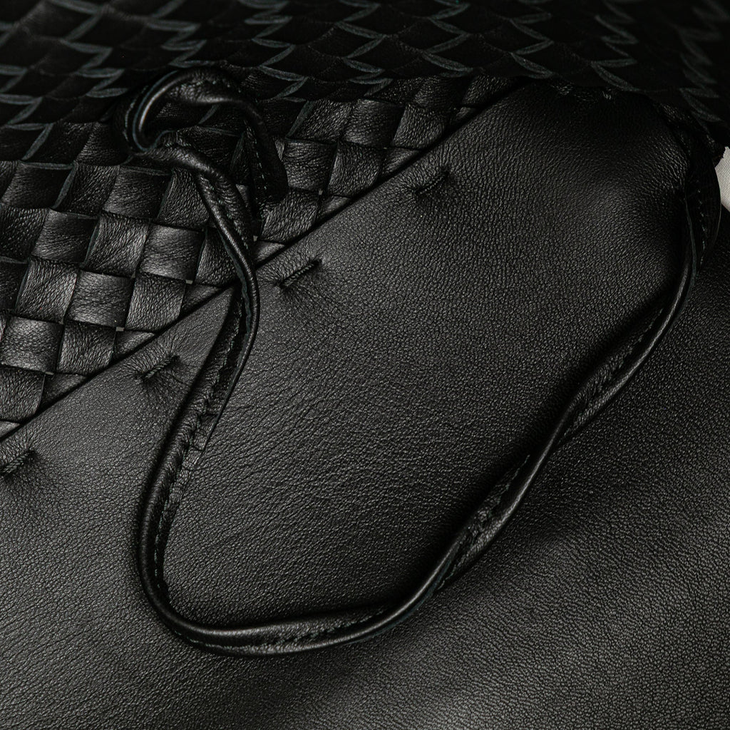Second hand Bottega Veneta Cabat Medium Leather Intrecciato Tote Handbag Black - Tabita Bags