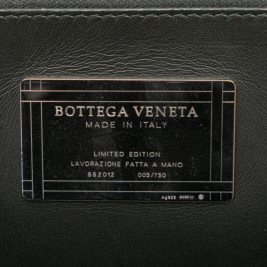 Second hand Bottega Veneta Cabat Medium Leather Intrecciato Tote Handbag Black - Tabita Bags