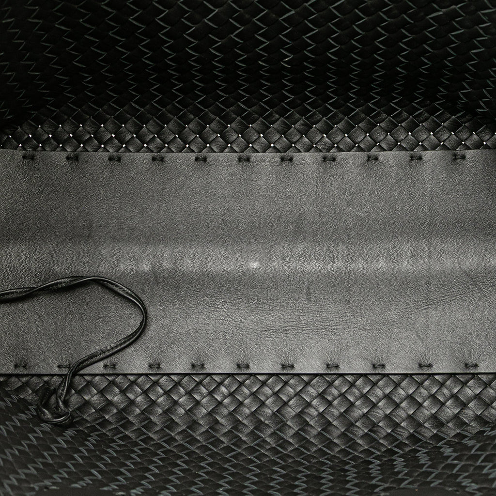 Second hand Bottega Veneta Cabat Medium Leather Intrecciato Tote Handbag Black - Tabita Bags