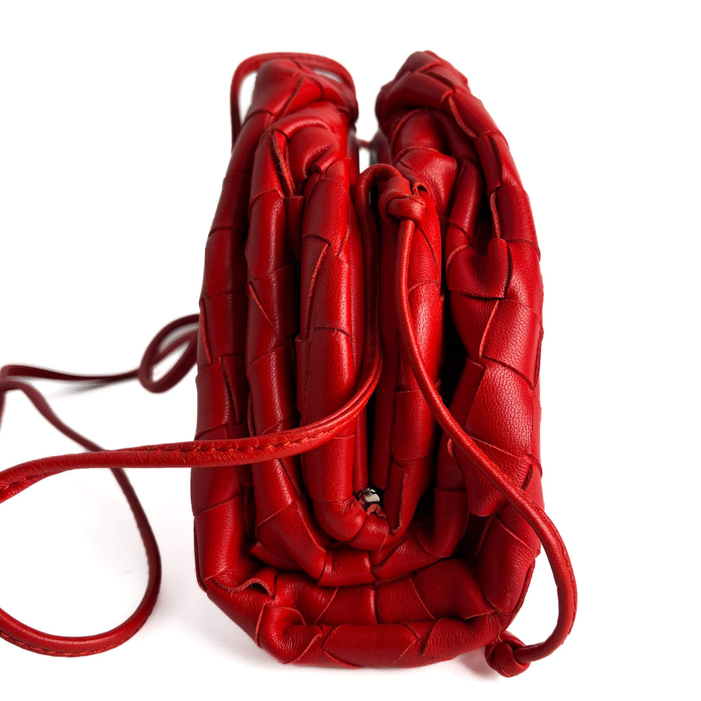 Second hand Bottega Veneta Intrecciato Nappa Leather 2 - Ways Clutch Red - Tabita Bags