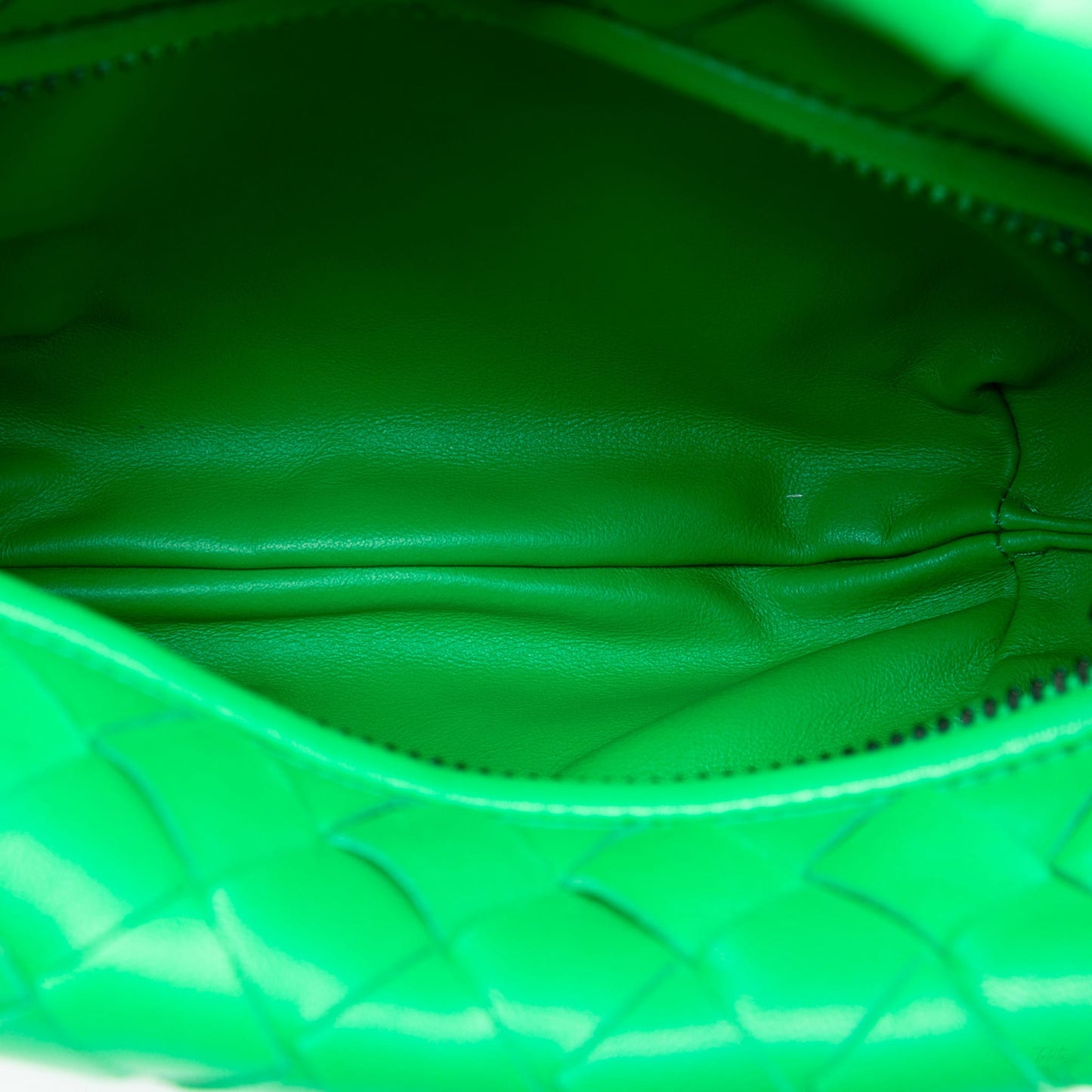 Second hand Bottega Veneta Jodie Mini Intrecciato Leather Hobo Handbag Green - Tabita Bags