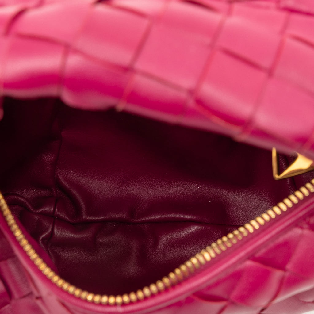 Second hand Bottega Veneta Jodie Mini Intrecciato Leather Hobo Handbag Pink - Tabita Bags
